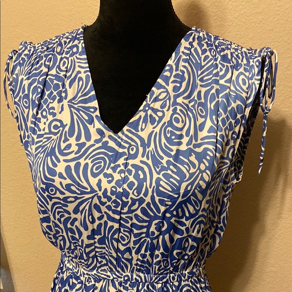 Blue and White Sleeveless V-Neck Midi Sundress - Picture 2 of 8